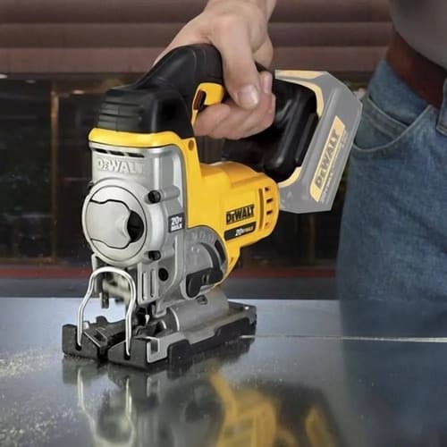 Serra Tico Tico À Bateria Dewalt Modelo Dcs331 Cortes Em Madeira 20v 5